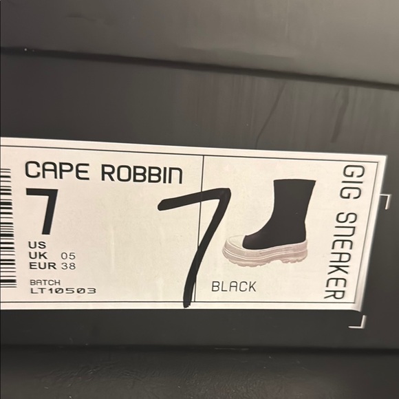 Cape Robbin Gig-Sideper sneaker boots 🥾 BRAND NEW❣️Size 7 - Picture 11 of 15